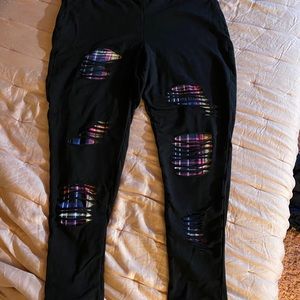 PREMIUM LEGGING - SLASHED PLAID UNDERLAY BLACK
